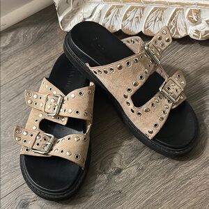 Stylish Tan Sandals with Buckle Detail